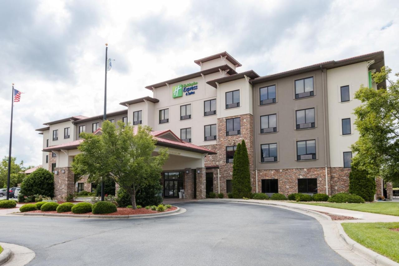 Holiday Inn Express & Suites Lexington North West-The Vineyard By Ihg Extérieur photo