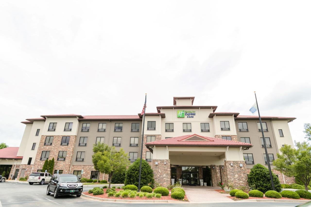 Holiday Inn Express & Suites Lexington North West-The Vineyard By Ihg Extérieur photo
