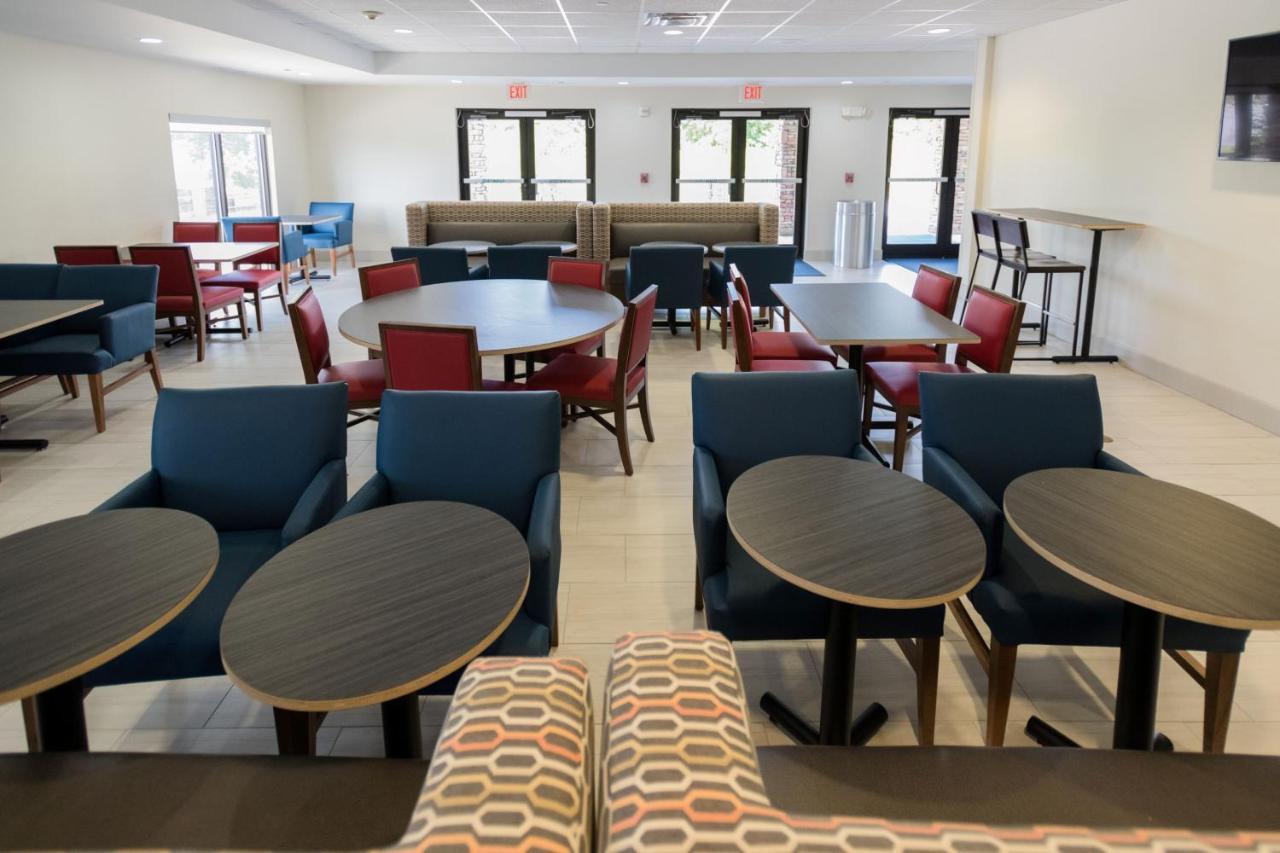 Holiday Inn Express & Suites Lexington North West-The Vineyard By Ihg Extérieur photo