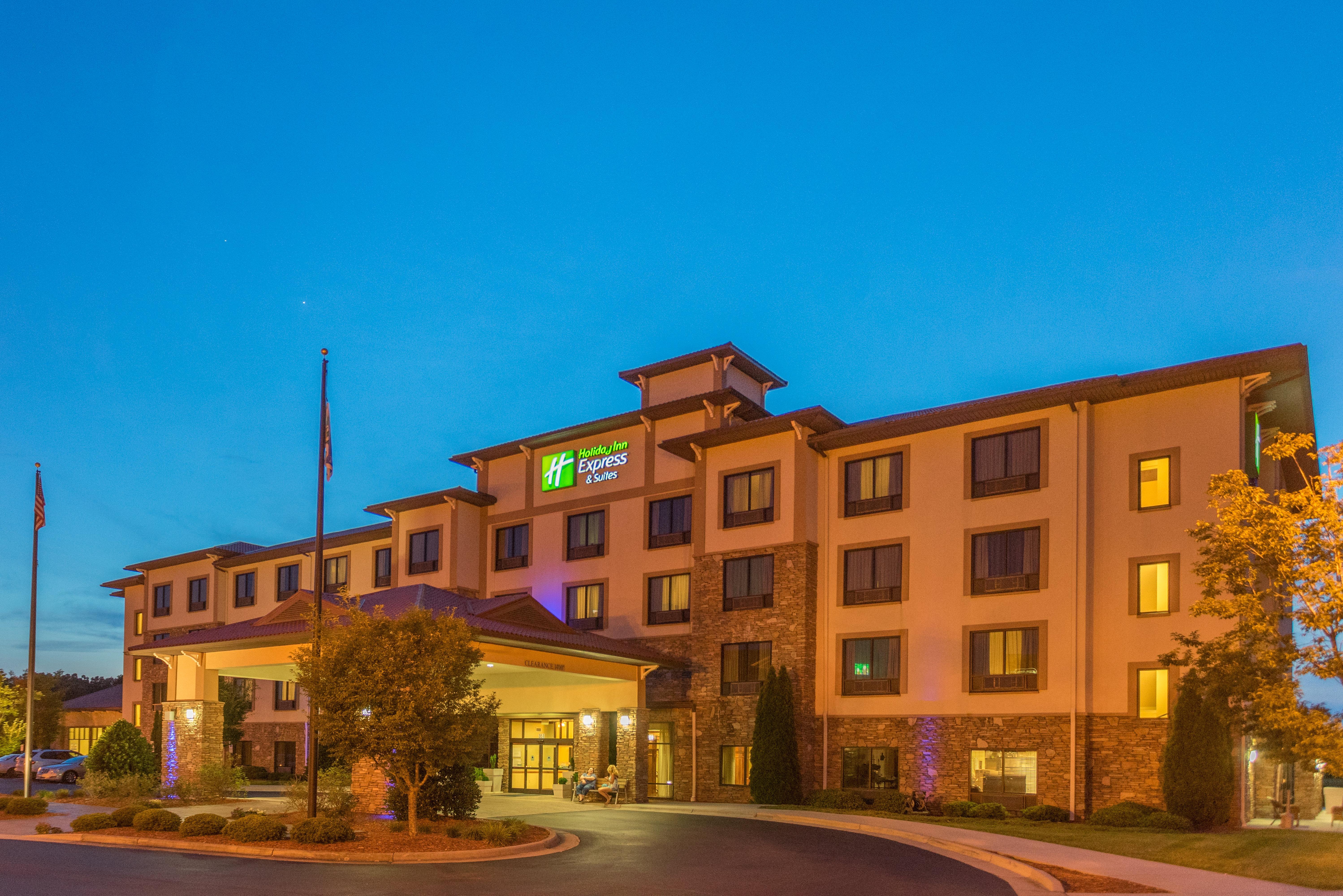 Holiday Inn Express & Suites Lexington North West-The Vineyard By Ihg Extérieur photo