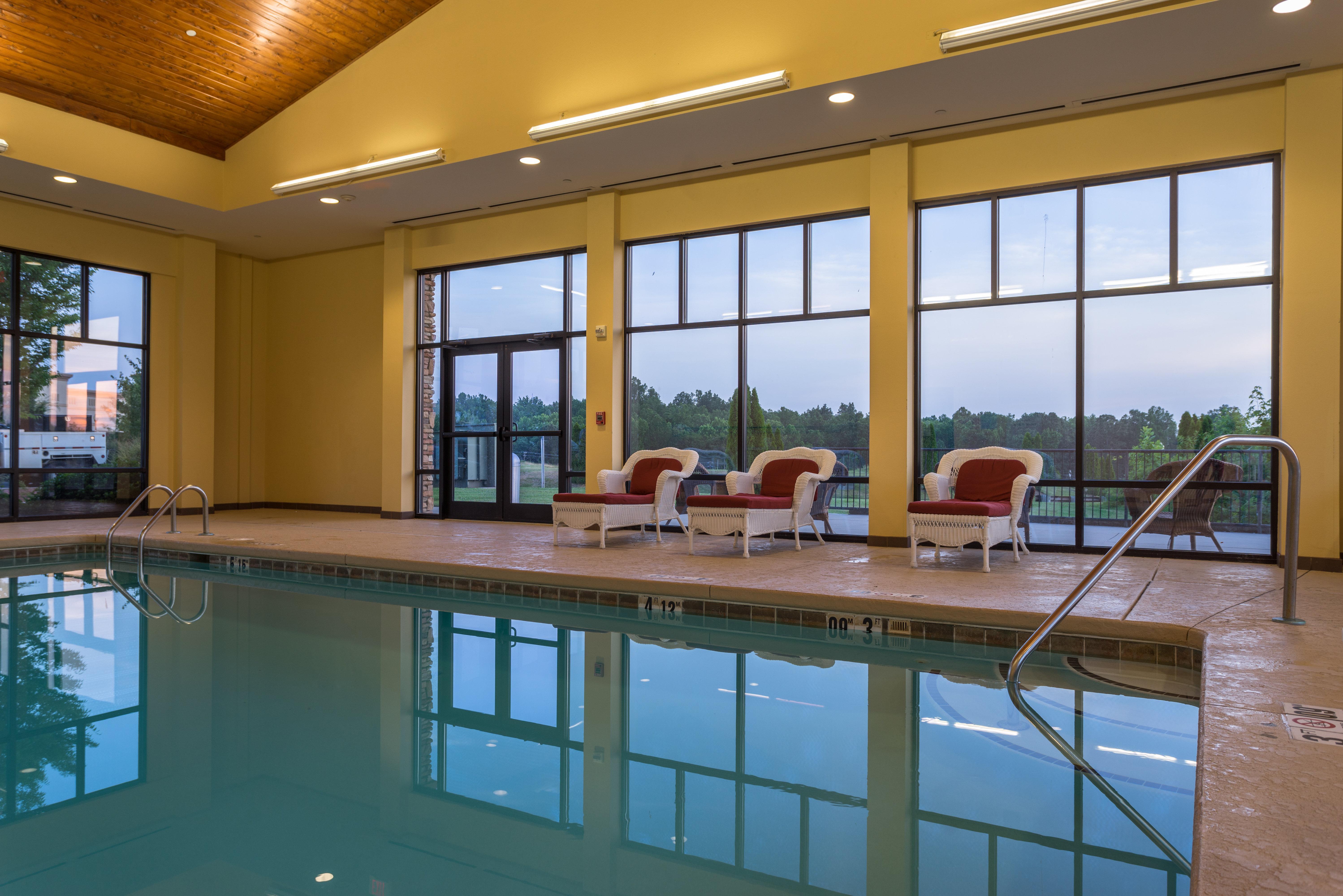 Holiday Inn Express & Suites Lexington North West-The Vineyard By Ihg Extérieur photo